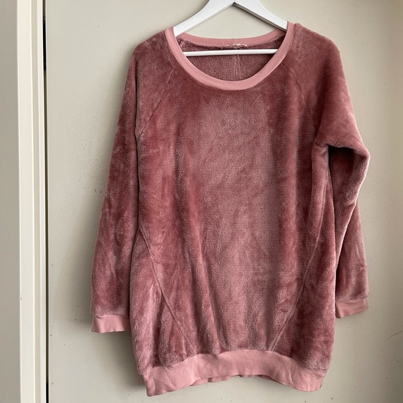 🆕 Dusty Rose Magical Sweater - Picture 7 of 8